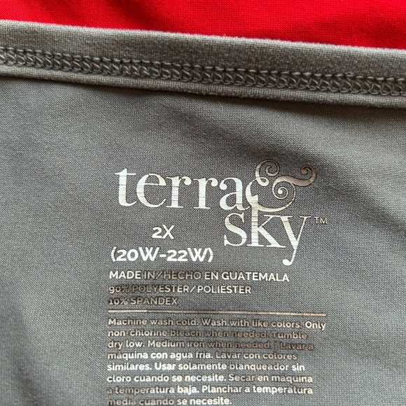 Terra & Sky 2X Vibrant Black Red, Classic Gray, and Burgundy Tank Tops - Picture 10 of 12